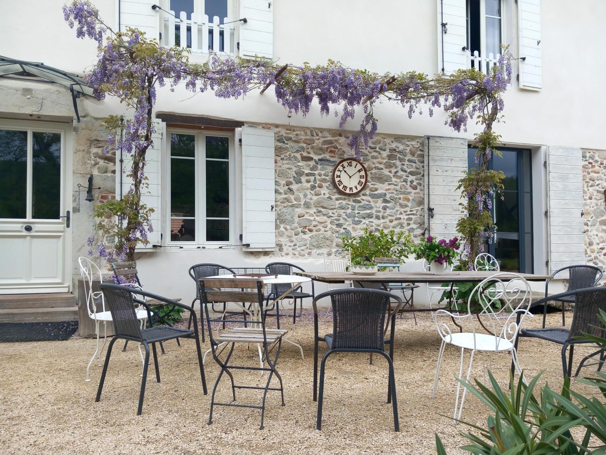 Les Tilleuls Saint-Jean-d'Avelanne Экстерьер фото